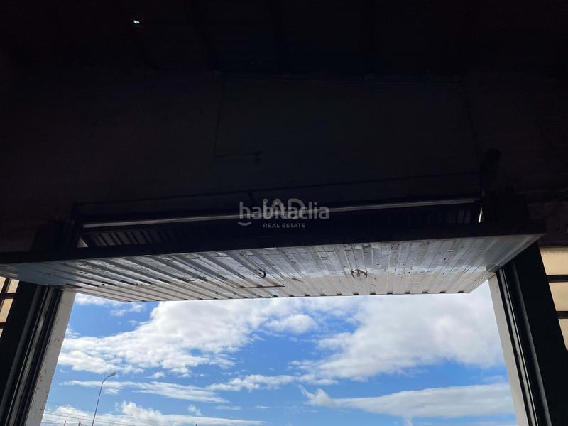 Foto b20e538f-18df-45f0-872f-029d0de36135. Local commercial dans carretera villaroañe 16 16 dans León