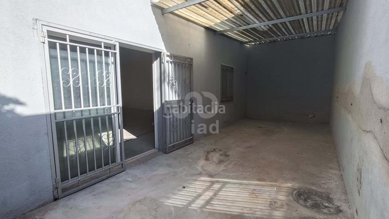 Foto 0fee5f1b-967e-48fa-b7a7-2d53ff79b197. Local comercial a Bellvei