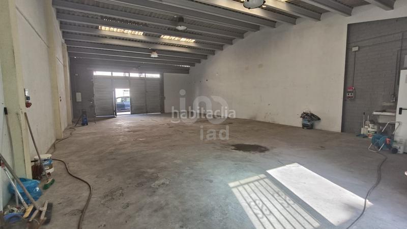 Foto a587a35f-2794-40ed-b3de-4bee8a7c5db6. Local comercial a Bellvei