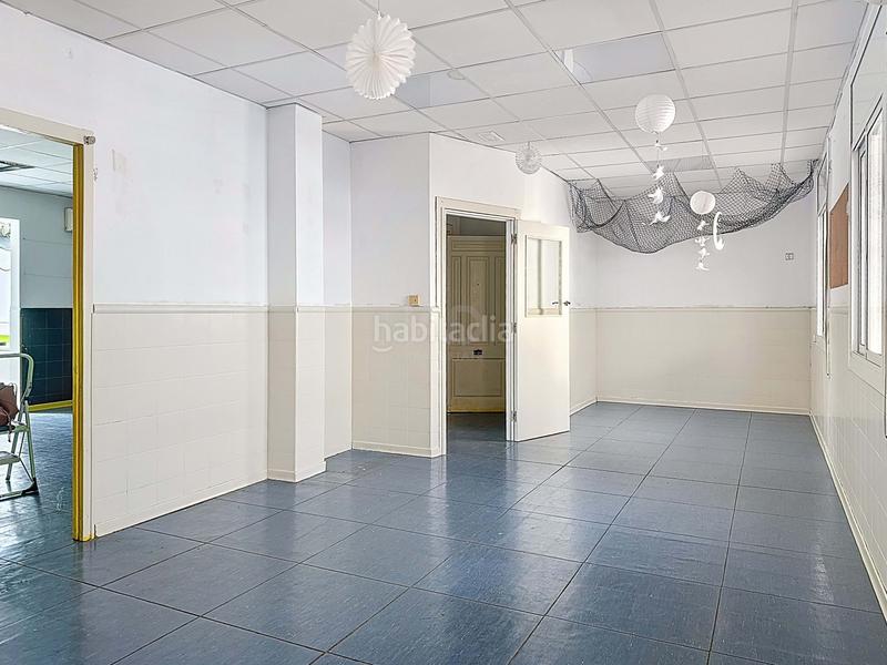 Foto cd7b4ba9-6e48-4b1e-b83b-e63609429a5b. Alquiler local comercial en Centrevila Vilanova i la Geltrú