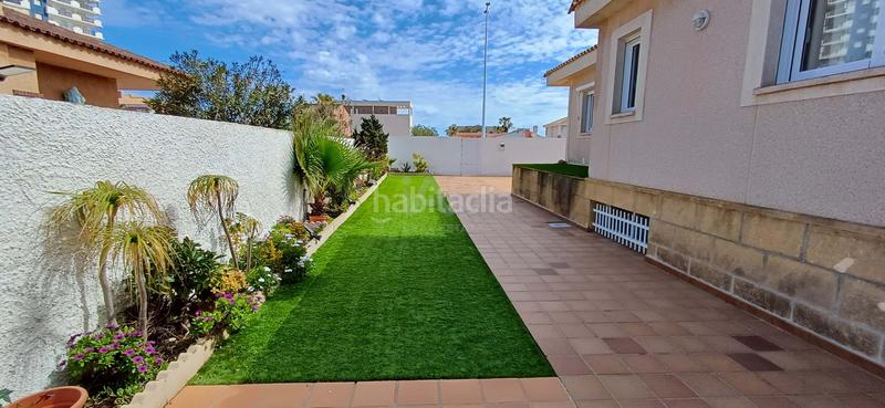 Foto 0bf43b75-97a3-4911-bdc9-19e6656c316d. House with parking pool in Entremares Manga del Mar Menor (La)