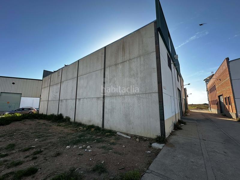 Foto 1746f75a-14e8-4043-9958-ac215db59517. Local comercial a Lepe