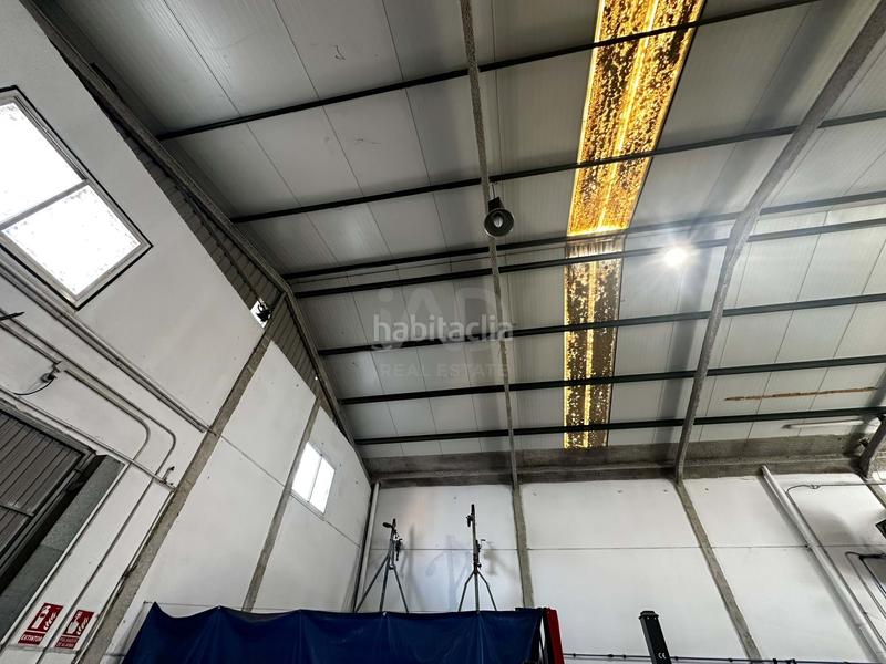 Foto 987163d8-e3de-458b-aad2-2e094f1032a3. Local comercial a Lepe