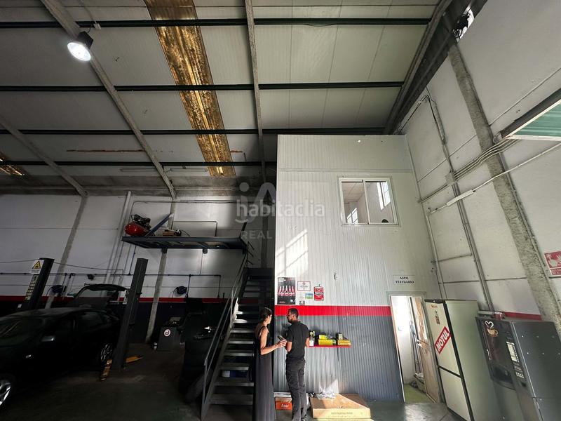 Foto 1bcd4fff-9a55-488e-abfa-8f05ac80f47d. Local commercial dans Lepe