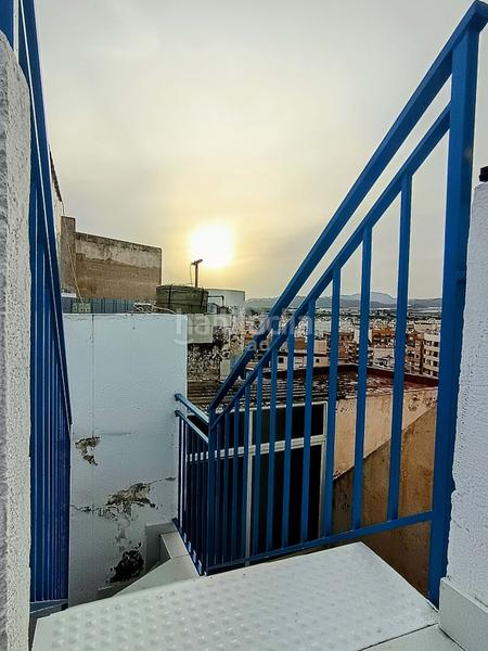 Foto b00ae493-2143-4a67-b9fc-ec124250a231. Casa amb calefacció a Casco Antiguo Águilas