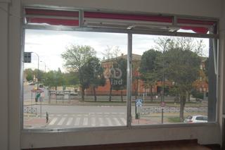 Local Comercial en Avenida Avenida Arcas del agua 6 6