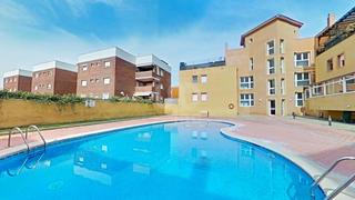 Pis a Les Salines-Pla de Sant Pere