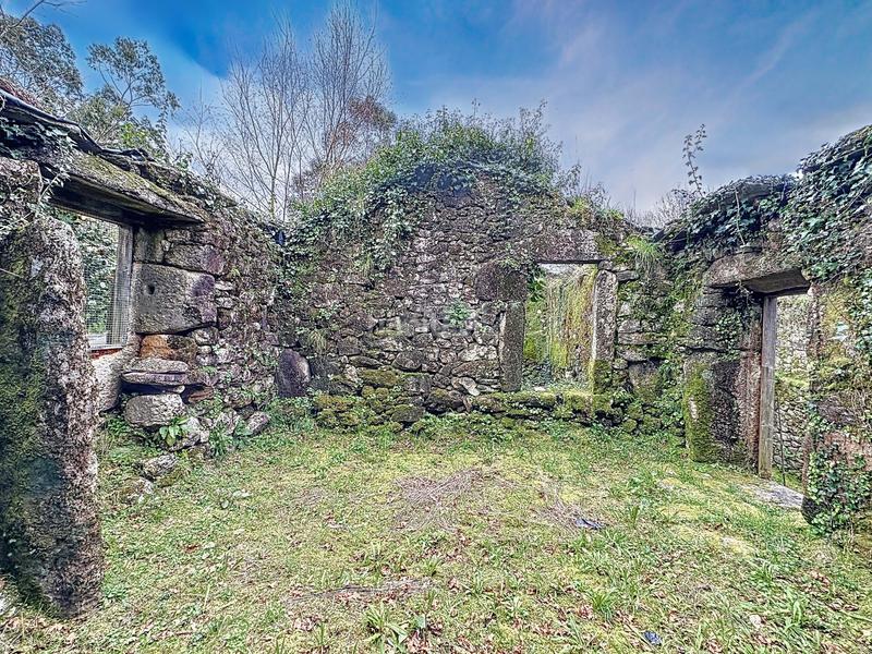 Foto 3e215aed-f2c8-4cf0-b026-1ea4fb497ab2. Casa in Campo Lameiro