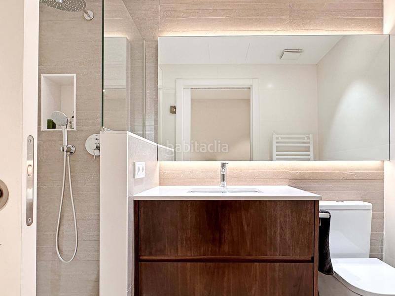 Foto 623a8a62-1bc0-44e1-bab6-0248a97063a7. House in calle bonaplata 6 6 in Sarrià Barcelona