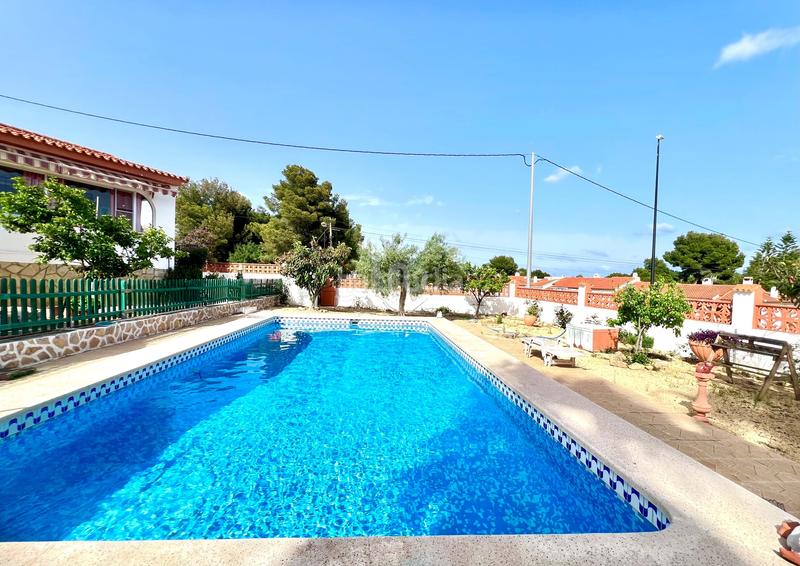 Foto d0db06c6-be16-49ae-9585-1225663bcbd6. Casa en Varadero Nucia (la)