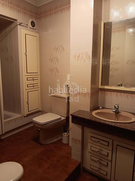 Foto f8782062-4340-4da2-88c1-a9235bd6859f. Edificio en Centre Tortosa