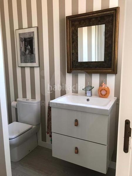 Foto 58ed1474-14f4-4af7-b973-16d0db953e76. Haus mit heizung parking pool in Marianao Sant Boi de Llobregat