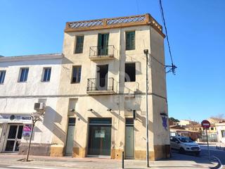 Edifici a Llorenç del Penedès