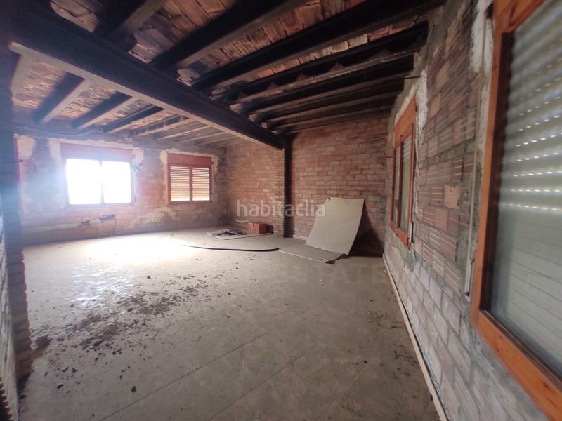 Foto dea2c17d-a319-4577-8876-626a03d945ed. Edifici a Llorenç del Penedès