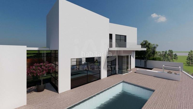 Foto 089d529c-4752-49bd-996d-aea12a04f690. Terreno residencial en calle calle stradivarius s/n s/n en Málaga