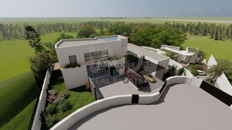 Foto 4869f6d9-21d6-4c73-b4fe-094818363b7a. Terreno residencial en calle calle stradivarius s/n s/n en Málaga