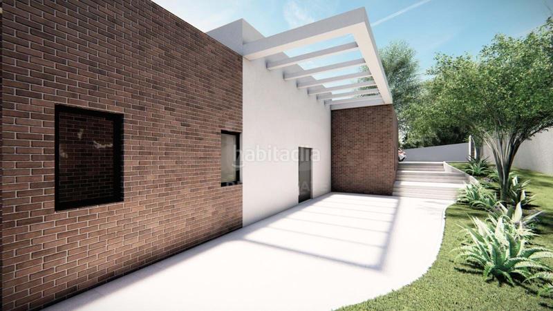 Foto 8243fe07-cb06-4bc0-a035-b0f1b82d25d1. Terreno residencial en calle calle stradivarius s/n s/n en Málaga