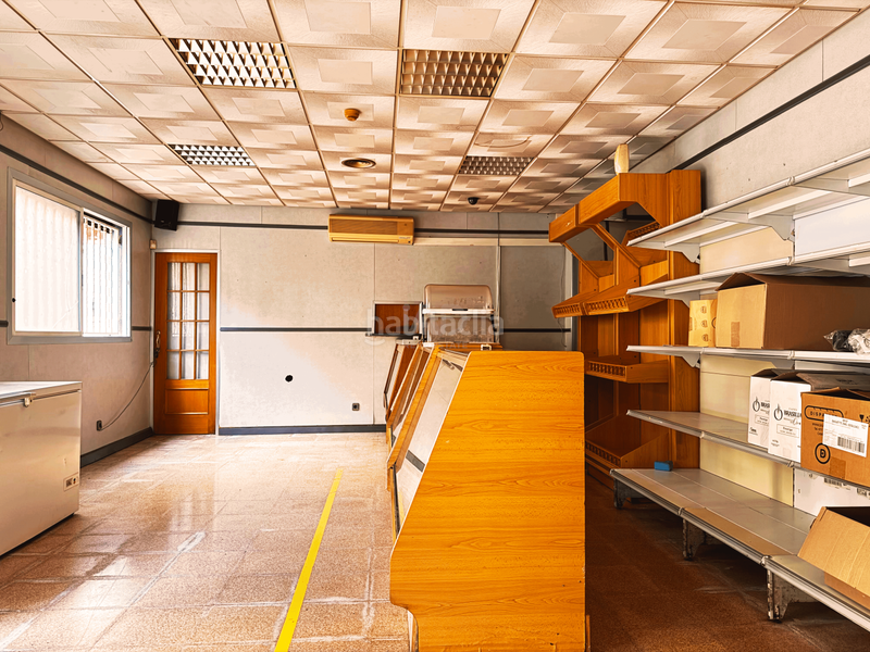 Foto dcc2bcab-0b7d-40b7-9be3-ddbf3aaa3d13. Local comercial a Campclar Tarragona