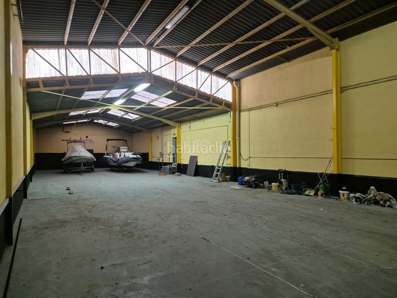 Foto 1c1f32ab-7295-4660-97dc-4d0cddda3d94. Locale commerciale in Bellvei