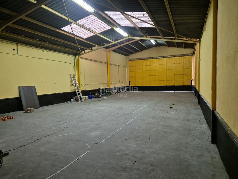 Foto a06f6350-89e3-4065-9a54-01f84953cff3. Locale commerciale in Bellvei