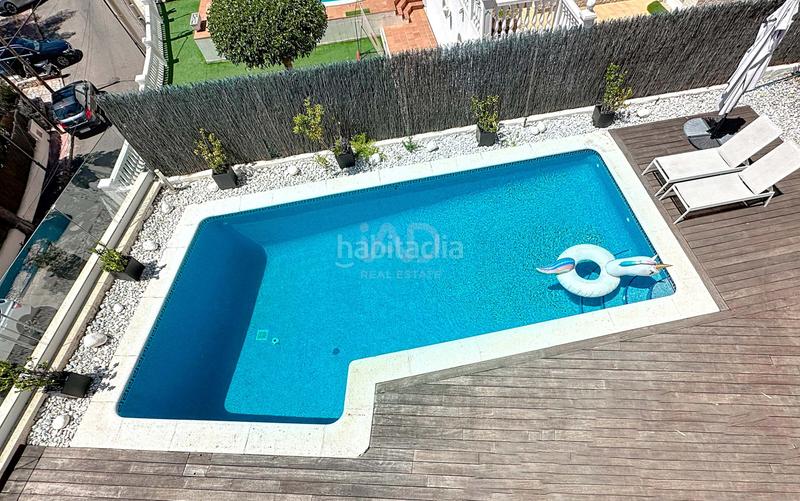 Foto 6b2d5723-2bd4-41da-a195-6d3975ccb274. Maison avec chauffage parking piscine dans Levantina - Montgavina - Quintmar Sitges