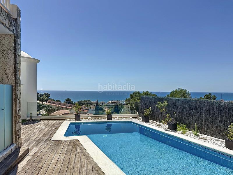 Foto 6bb2c449-ce8e-4a07-843a-696df7b796ba. Maison avec chauffage parking piscine dans Levantina - Montgavina - Quintmar Sitges