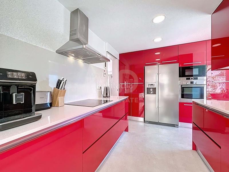 Foto e6486760-831c-410d-a7de-bad30d4a8a0e. Maison avec chauffage parking piscine dans Levantina - Montgavina - Quintmar Sitges