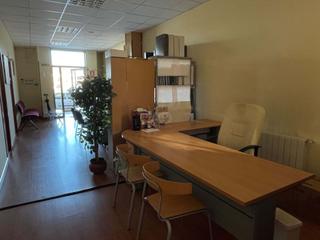 Local Comercial a Calle Pintor Vela Zanetti 3 3