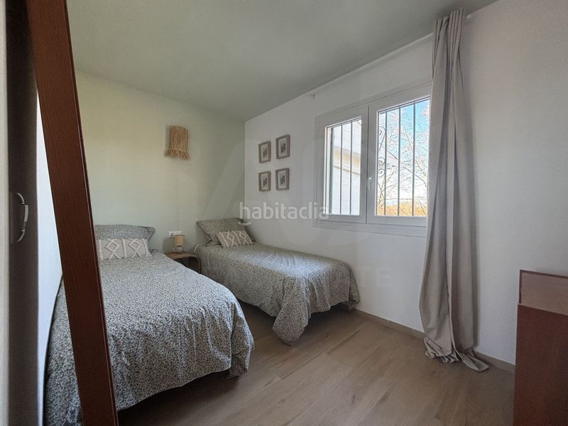 Foto a5795116-23c4-4c4b-a2e5-08d5814279cc. Casa a Cap Ras - Creus - Falconera Empuriabrava