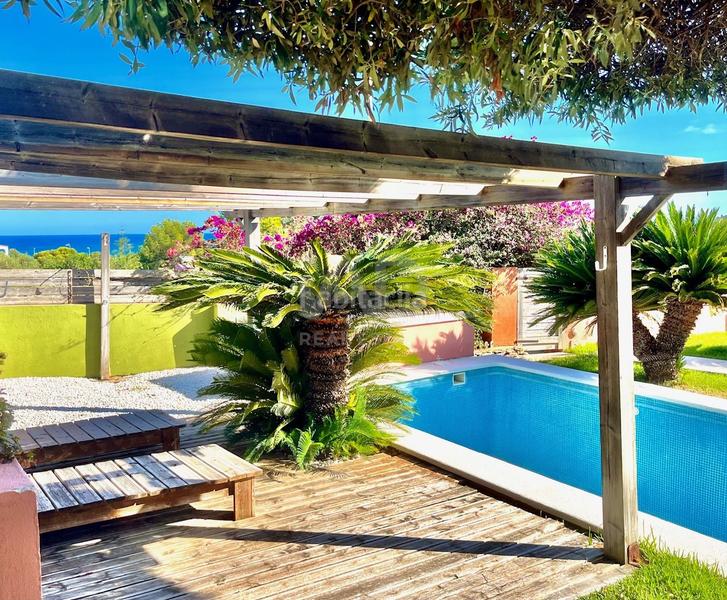 Foto 7a6179db-088e-4392-a679-2d8a8e0da640. Casa en avinguda de acacia en Costa Sur Peñíscola