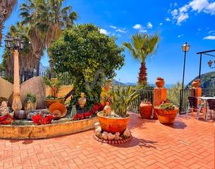 Locale commerciale in Tárbena