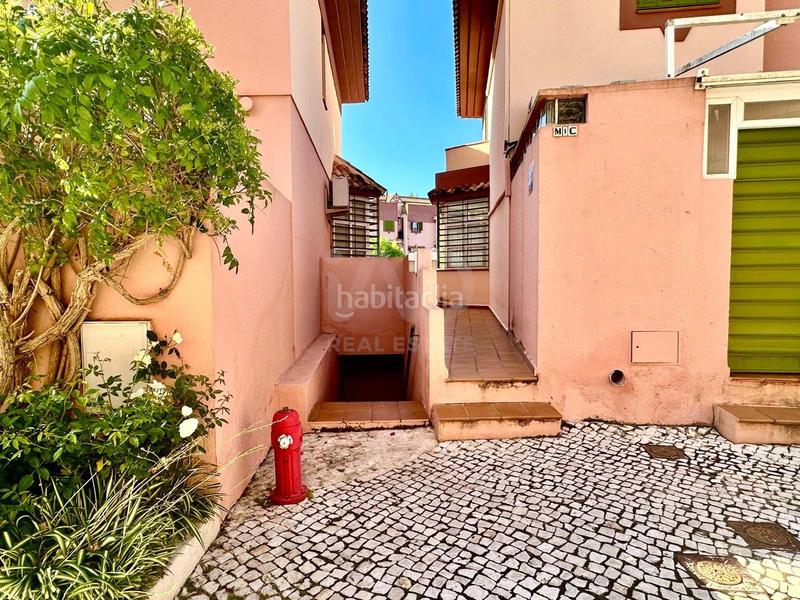 Foto d921220d-aa9b-408b-906e-1982b1de71a0. House with parking pool in Islantilla golf Islantilla