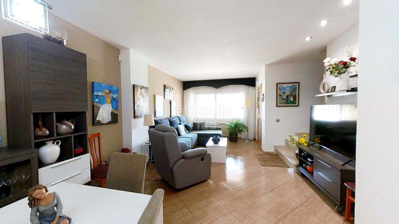 Foto 301aebbc-16a4-4e21-9b1a-d97340d0592f. House with heating parking in Coma-ruga platja Coma-ruga