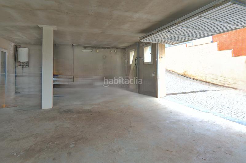 Foto c5e7e146-a296-4a0f-b656-963038b671a8. Casa amb aparcament a Els Canons - Les Orioles - Can Paulet Sant Boi de Llobregat