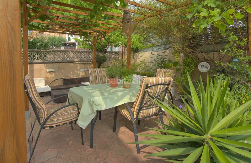 Foto 63cf2b3e-d7ae-4272-ae43-8a4388fe5477. Haus mit parking in Els Canons - Les Orioles - Can Paulet Sant Boi de Llobregat