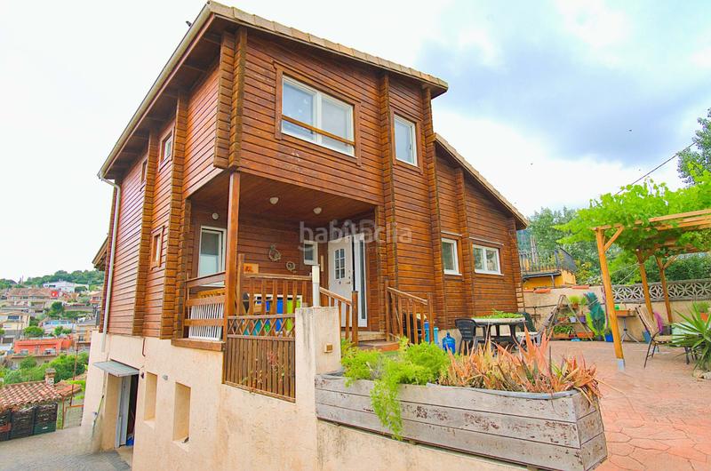 Foto 81805dab-46de-45cd-85a4-b024b23e8070. Haus mit parking in Els Canons - Les Orioles - Can Paulet Sant Boi de Llobregat