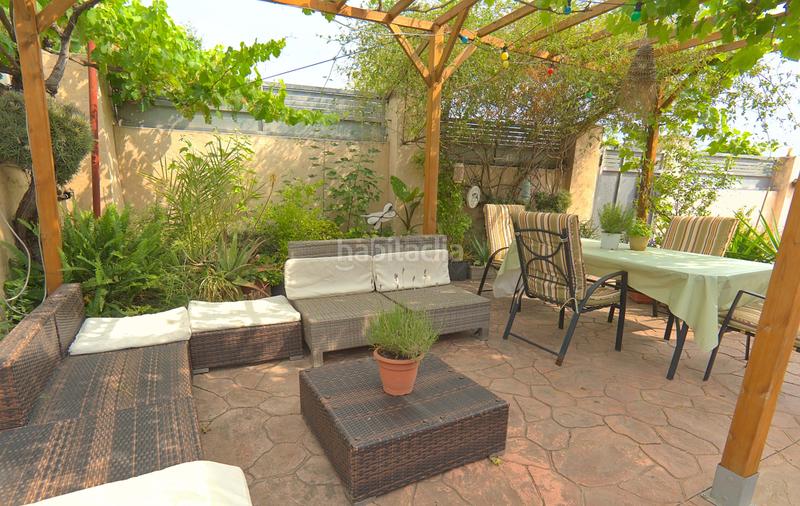 Foto 2ed13eff-7625-428d-ae8a-bbbefa6521da. Maison avec parking dans Els Canons - Les Orioles - Can Paulet Sant Boi de Llobregat