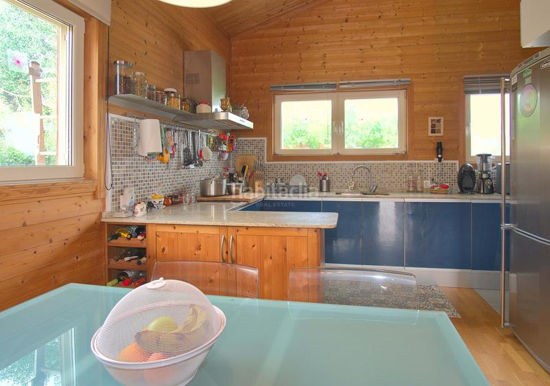 Foto 3db17e99-4f42-4203-b0c2-78a2fde48450. Maison avec parking dans Els Canons - Les Orioles - Can Paulet Sant Boi de Llobregat