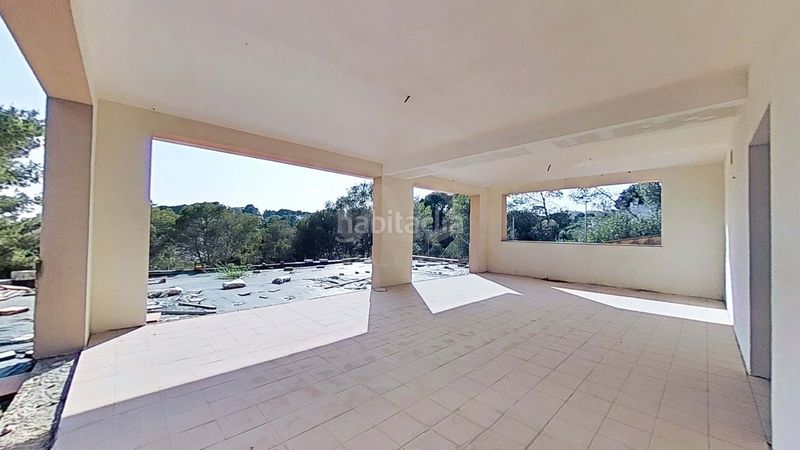 Foto 1b5ce0fe-ab22-447d-bbce-c6648eb36e0e. Casa amb aparcament a Bellvei