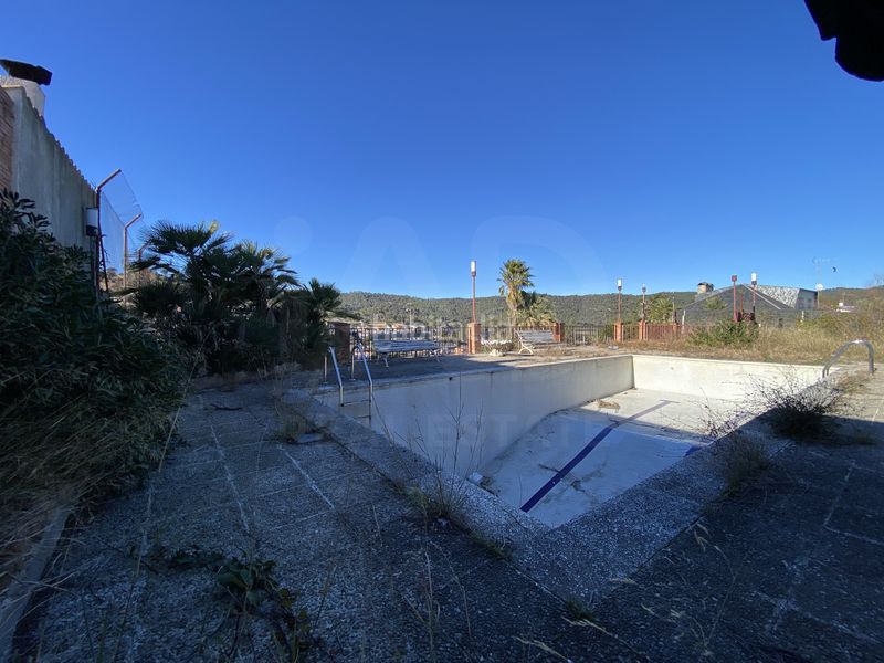 Foto 1210983c-b499-48c7-b3d9-20ae8d1c09ba. Terreno residencial en calle josep lluis sert 23 23 en Argentona