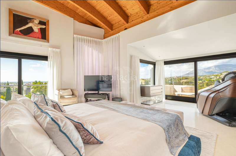Foto ffc2e83e-4b14-4642-986a-31a1abd69429. Haus mit pool in Los Flamingos Benahavís