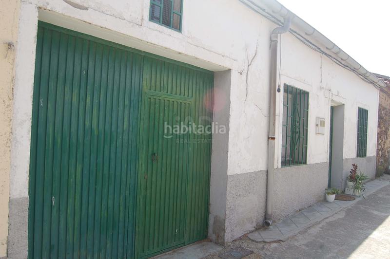 Foto cf5d8828-d92b-47ba-81ba-9c4207de8ec2. Haus mit parking in Herreros de Suso