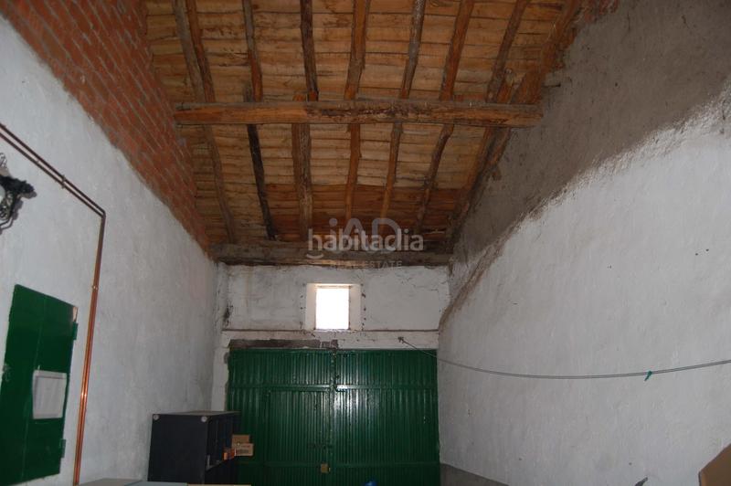 Foto f7a8a4b1-701e-435f-9698-3d25eac4cdca. Haus mit parking in Herreros de Suso