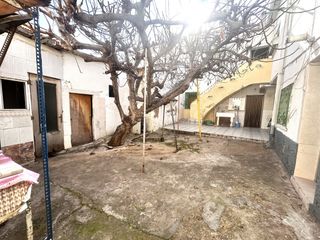 Casa en Velilla de San Antonio