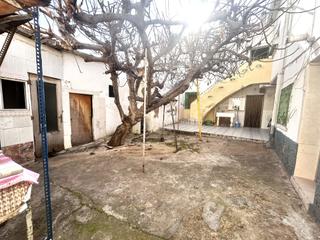 House in Velilla de San Antonio