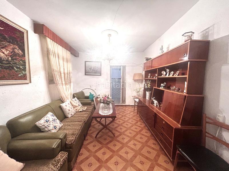 Foto 16fba5cf-8ef6-4e2e-8539-736d280638c1. Maison avec chauffage parking dans Velilla de San Antonio