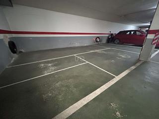 Parking voiture à Estruch-Eixample