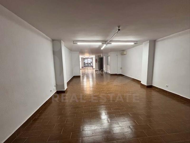 Foto fd183f98-9724-4c33-80b2-9ae9a1b1f44f. Local comercial a Las Torres - Guadalupe Huelva