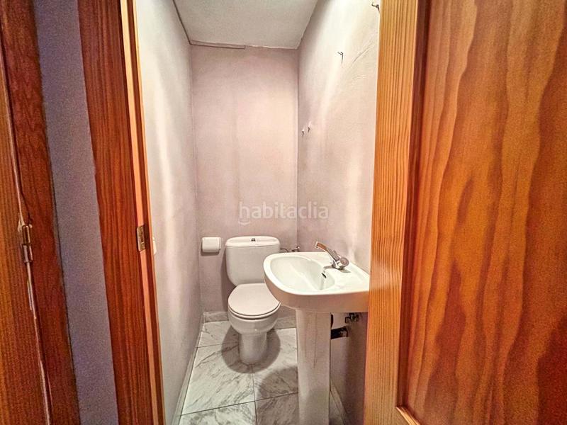 Foto e875a816-b58c-4b0d-81f8-f696c96406ea. Lloguer local comercial a calle maternidad 1 1 a Ciudad Real