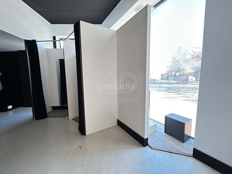 Foto 72a983eb-347d-413a-8149-df0117f86b52. Location local commercial dans calle maternidad 1 1 dans Ciudad Real